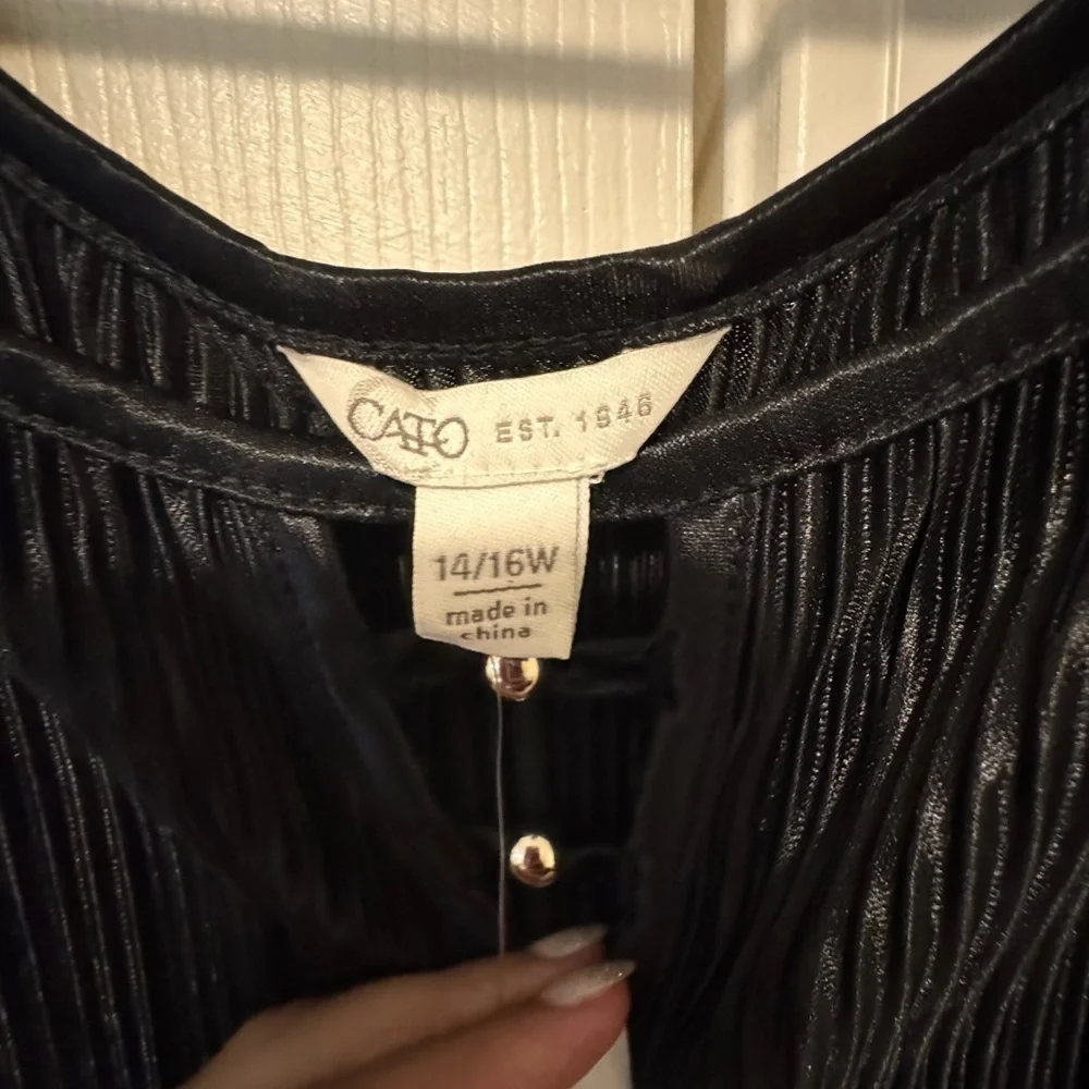 Cato Black Pleated Blouse - Picture 6 of 8